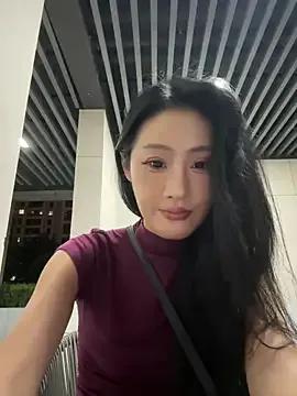 Freechat so-linger on StripChat