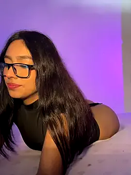 sofialittle_ — spread legs tease pussy