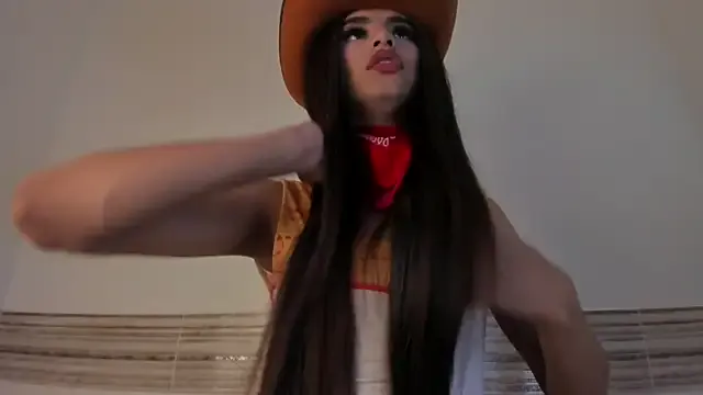 Sophia_Cambpell — RIDE DILDO