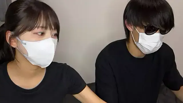 SORA_0142 — Group on StripChat