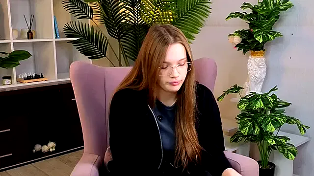 StefaniaClaw — Check out my outfit today