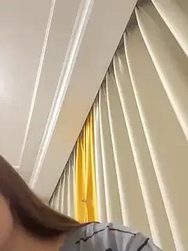 Sweet-Angel999 on StripChat