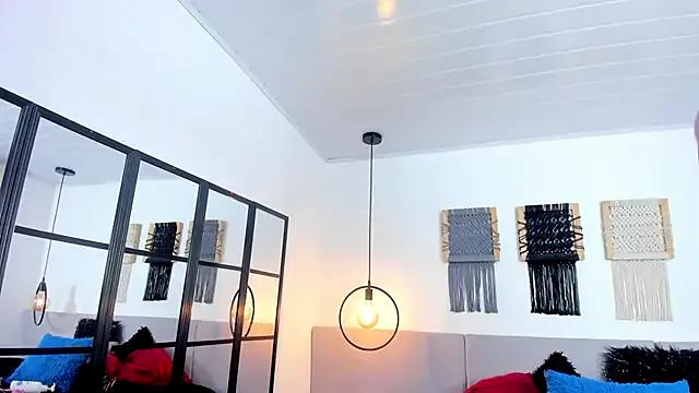 Sweet_camille on StripChat 