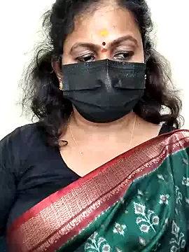 Sweetie_swetha37 on StripChat 