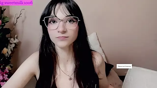 sweetmilk2006 on StripChat 