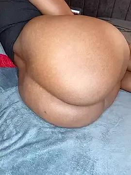 sweettnadia on StripChat