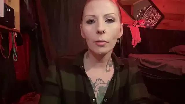 TeenyDoll on StripChat