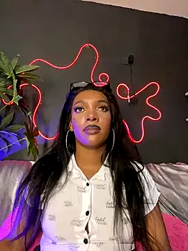 TIFFANYYSTAR on StripChat 