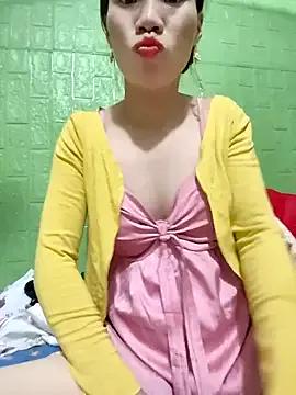 Tin_tanny on StripChat