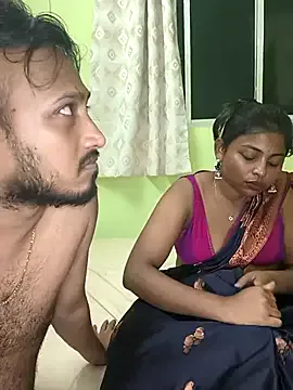 Trending_Couple — Last tipper get one hot video 