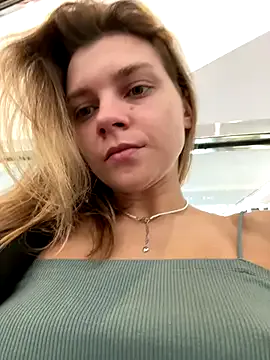 ValenciaShock — SUCK MY FAV DILDO WITH NAKED BOOBS