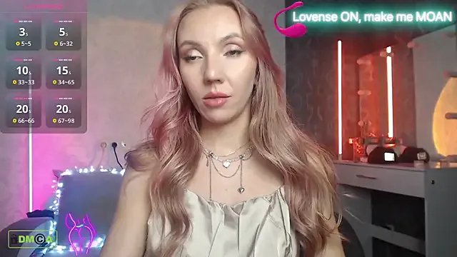 victoria_brighton — Lick my fingers