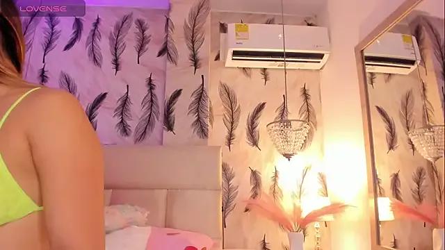 Vivi_prinncess on StripChat 