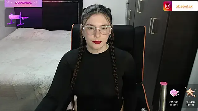xxbbtaa — Finger in asss x2