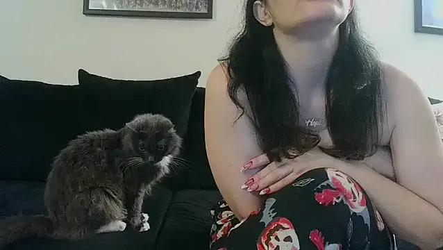 xxxCRYSTALxxx on StripChat 