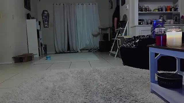 xxxCRYSTALxxx on StripChat 