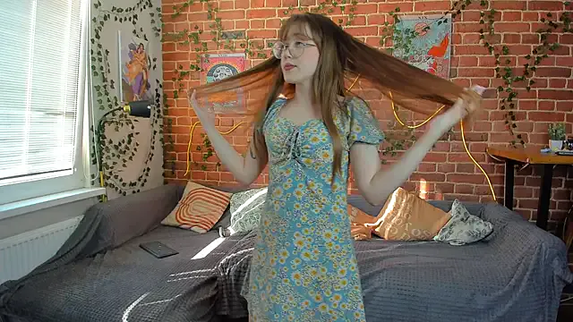 yamy_yamy_yamy — Lick a pussy