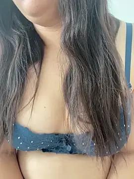 yassminsexy22 on StripChat 