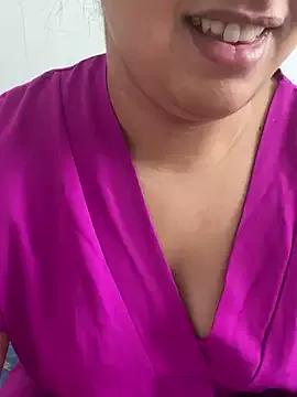 yassminsexy22 on StripChat 