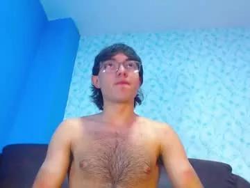 andreww_whitee from Chaturbate is Freechat