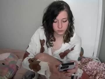 ladybughug from Chaturbate is Freechat