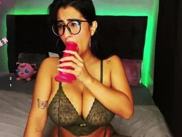 Girls: Stay up-to-date with the latest immersive cam streams gallery and try the most sensual entertainers flaunt their aroused bushes and steaming hot physiques as they lay bare and cum.