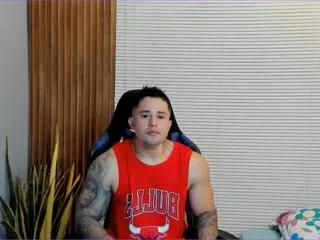 andrew_price from Flirt4Free is Freechat