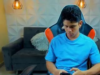 axel_blaze from Flirt4Free is Freechat