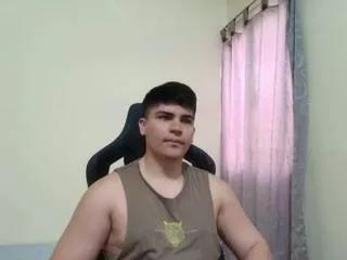 camiilo_lopez from Flirt4Free is Freechat