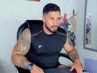 cristian_walker from Flirt4Free is Freechat