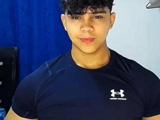 noah_prada from Flirt4Free is Freechat