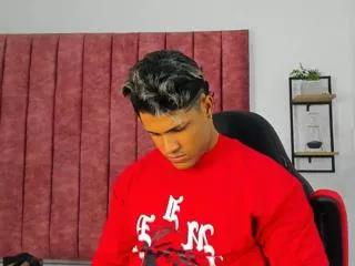 owen_dark from Flirt4Free is Freechat