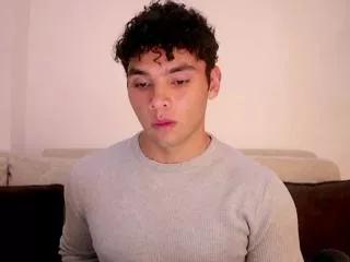 thiago_leonn from Flirt4Free is Freechat