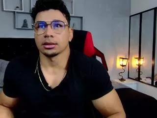 tyler_benz from Flirt4Free is Freechat