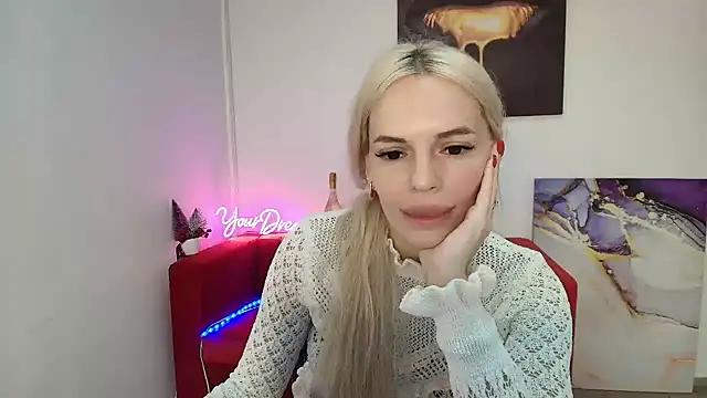 AlisaSambuka from StripChat is Freechat