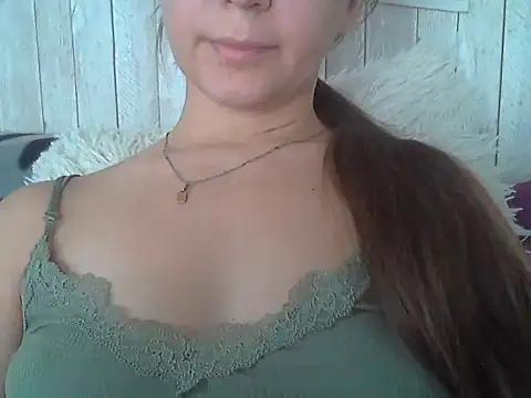 Ange-kelly from StripChat is Freechat