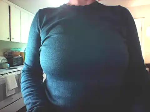 Big-Tits-McGee from StripChat is Freechat