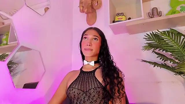 Chloe_Adamss_ from StripChat is Freechat