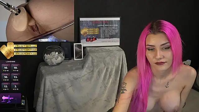 Girls: Stay up-to-date with the latest immersive cam streams gallery and try the most sensual entertainers flaunt their aroused bushes and steaming hot physiques as they lay bare and cum.