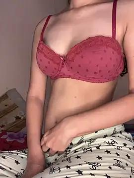 cute_Rubyy from StripChat is Freechat