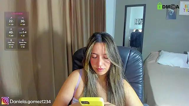 Danielacams from StripChat is Freechat