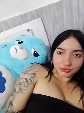 DoubleAlana from StripChat is Freechat