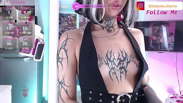 Girls: Stay up-to-date with the latest immersive cam streams gallery and try the most sensual entertainers flaunt their aroused bushes and steaming hot physiques as they lay bare and cum.