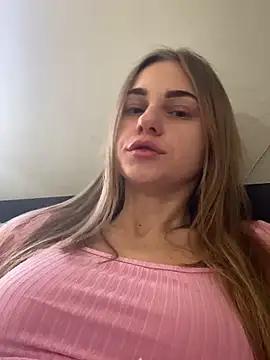 GraceTorrez from StripChat is Freechat