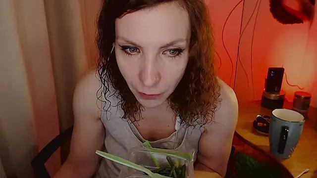 JohansonKatie from StripChat is Freechat