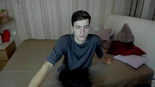 Kevin_Dickinson from StripChat is Freechat