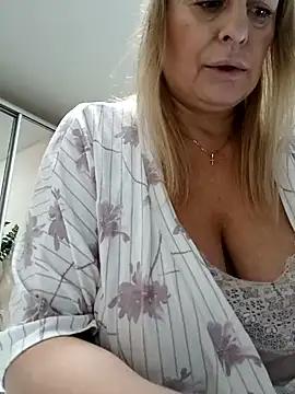 Liana_MilfHot from StripChat is Freechat