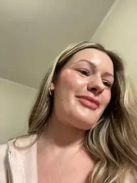 LoveShae_ from StripChat is Freechat