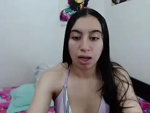 Lunaxx21 from StripChat is Freechat