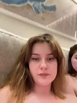 MaribelRiver on StripChat